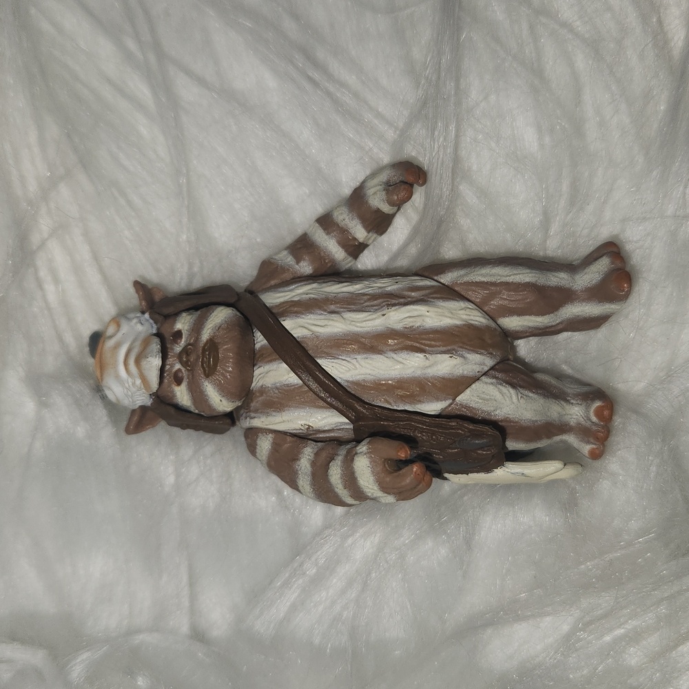Star Wars 1998 Kenner Power of the Force Ewoks Logray Figure 3"